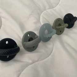 Pacifiers 