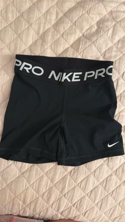 Nike Pro shorts size M