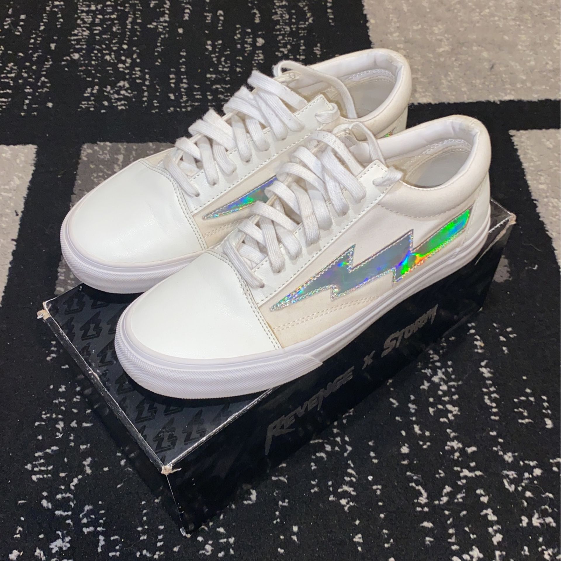 White Revenge Storm Shoes Revenge X Storm “Bolt White” CANVAS