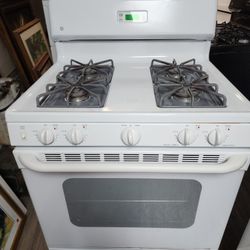 GE Stove 