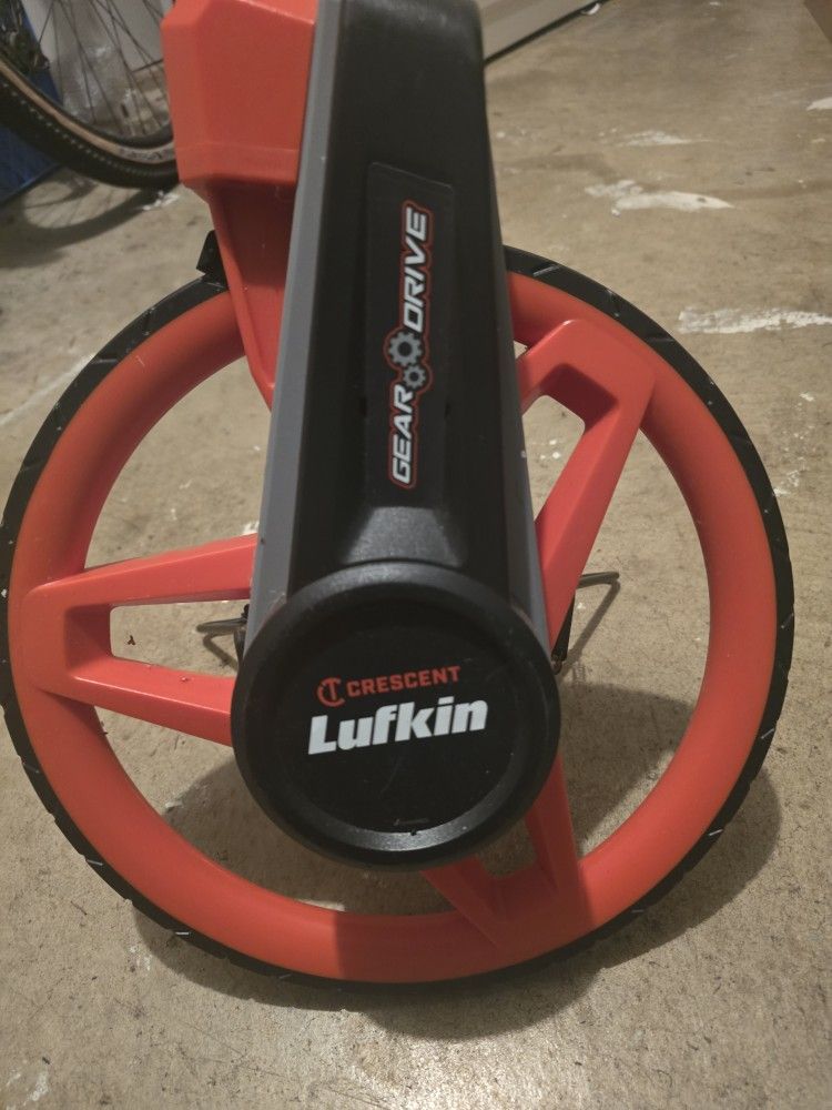 12in Crescent Measuring Wheel