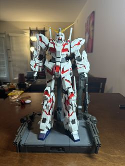 PG 1/60 RX-0 Unicorn Gundam + Bandai LED Unit