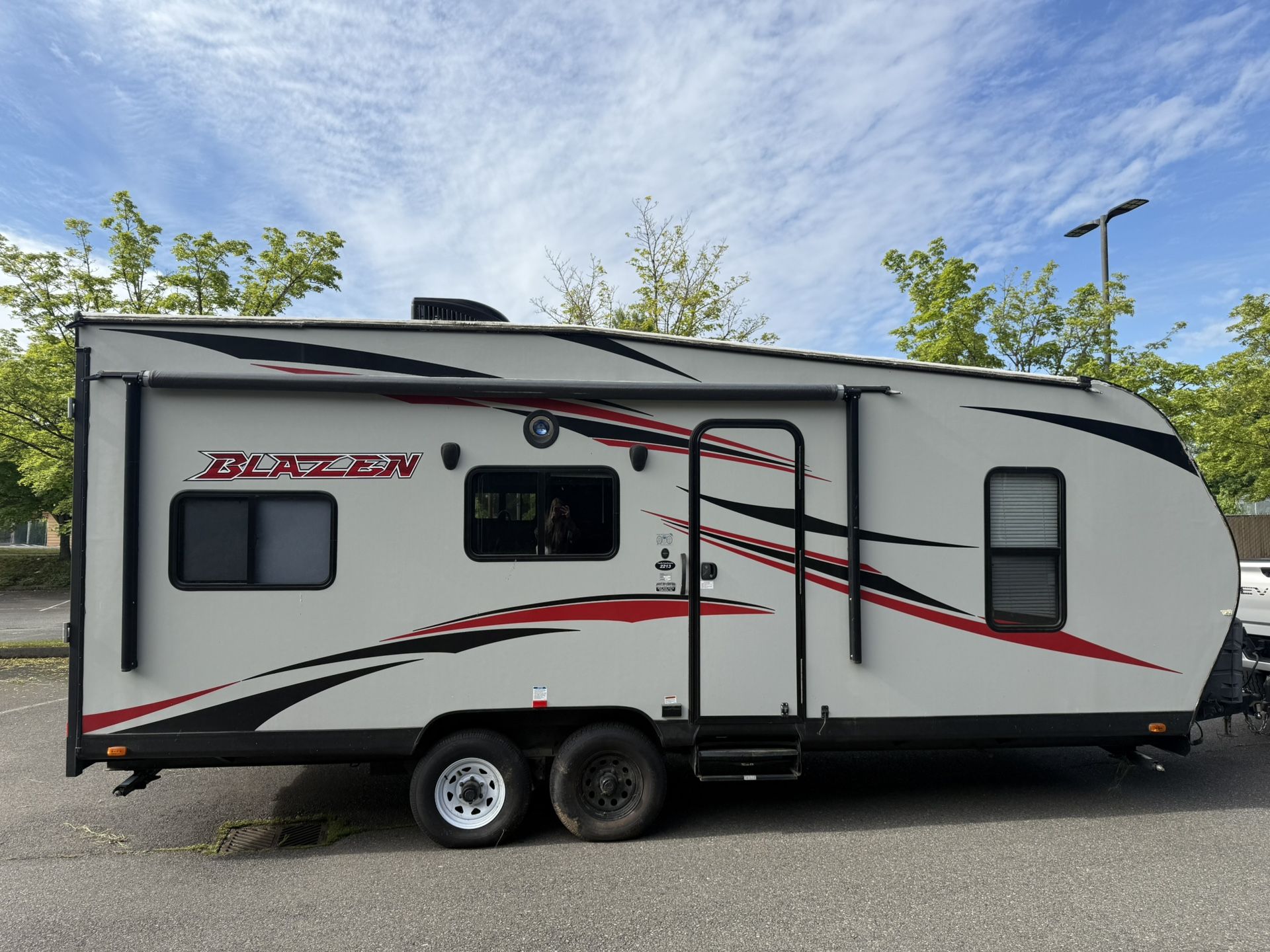 Rv Blazed 2019 22 Ft Pacific Couchworks