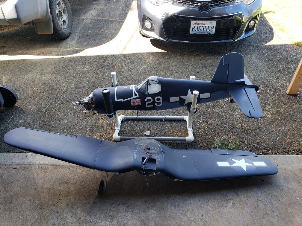 Top Flite - F4U Corsair Giant Scale Kit - TOPA0410