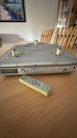 Sony Mega Bass Under-Cabinet CD Radio