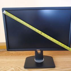 22" Dell Monitor Computer Screen