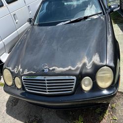02 Mercedes Benz CLK 430 *LOW MILES*
