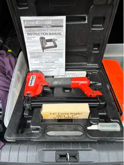 Black and Decker Firestorm Brad Nailer/Staple Gun