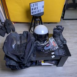 FULL MOTORCYCLE GEAR SET - GREAT FOR BEGINNERS!