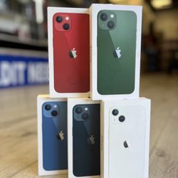 iPhone 13 (Take It Home In Payments/ llévalo a casa en pagos)