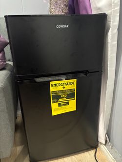 Cowsar Mini Fridge with Top Freezer