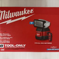 Milwaukee M18 Remote Search Light