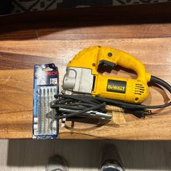 Dewalt Corded Jigsaw- Dw317