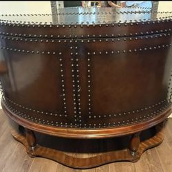 Credenza / Console / Bar Cabinet / Side Table