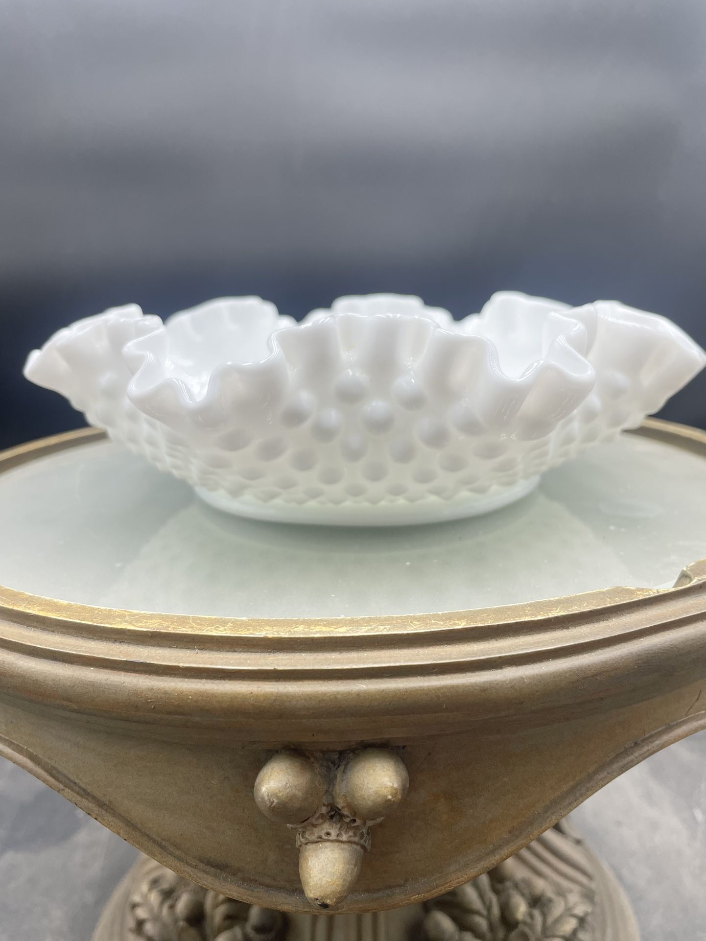 VINTAGE FENTON MILK GLASS HOBNAIL MEDIUM BOWL RUFFLED EDGE 7.5” LN