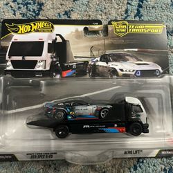 NEW! Hot Wheels Premium Team Transport 2026 Ford Mustang RTR Spec 5-FD FLF56