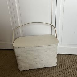 Vintage Picnic Basket