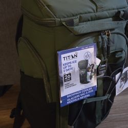 Titan Backpack Cooler Color Green - NEW
