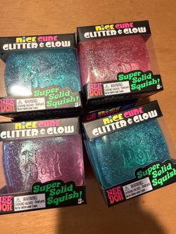 Needoh nice cube glitter & glow