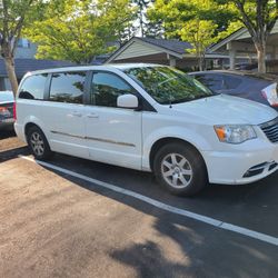 2011 Chrysler Town & Country