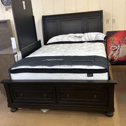 Queen Bed Frame (No Mattress Included) 