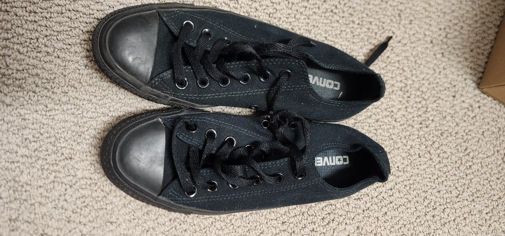 Converse Chuck Taylor's Rarely Used Men's Sz 5