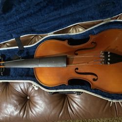 Vintage December 2000 - 16” Viola VA20E3 with case