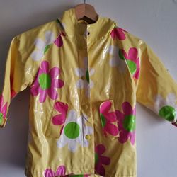 Children's Place Rain Jacket Size XXS  2/3 Years Old.