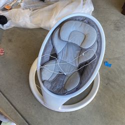 munchkin baby rocker