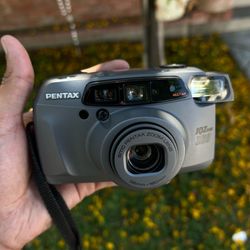 Pentax IQZoom 160 35mm Point and Shoot Film Camera