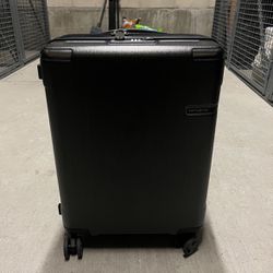 Samsonite Luggage EVOA Spinner Carry-On Widebody