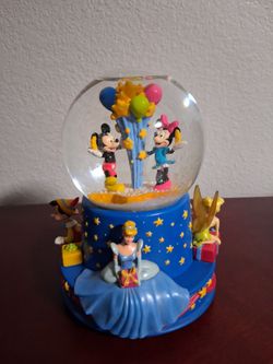 Disney 100th Anniversary Musical Water Snow Globe "When You Wish Upon a Star"