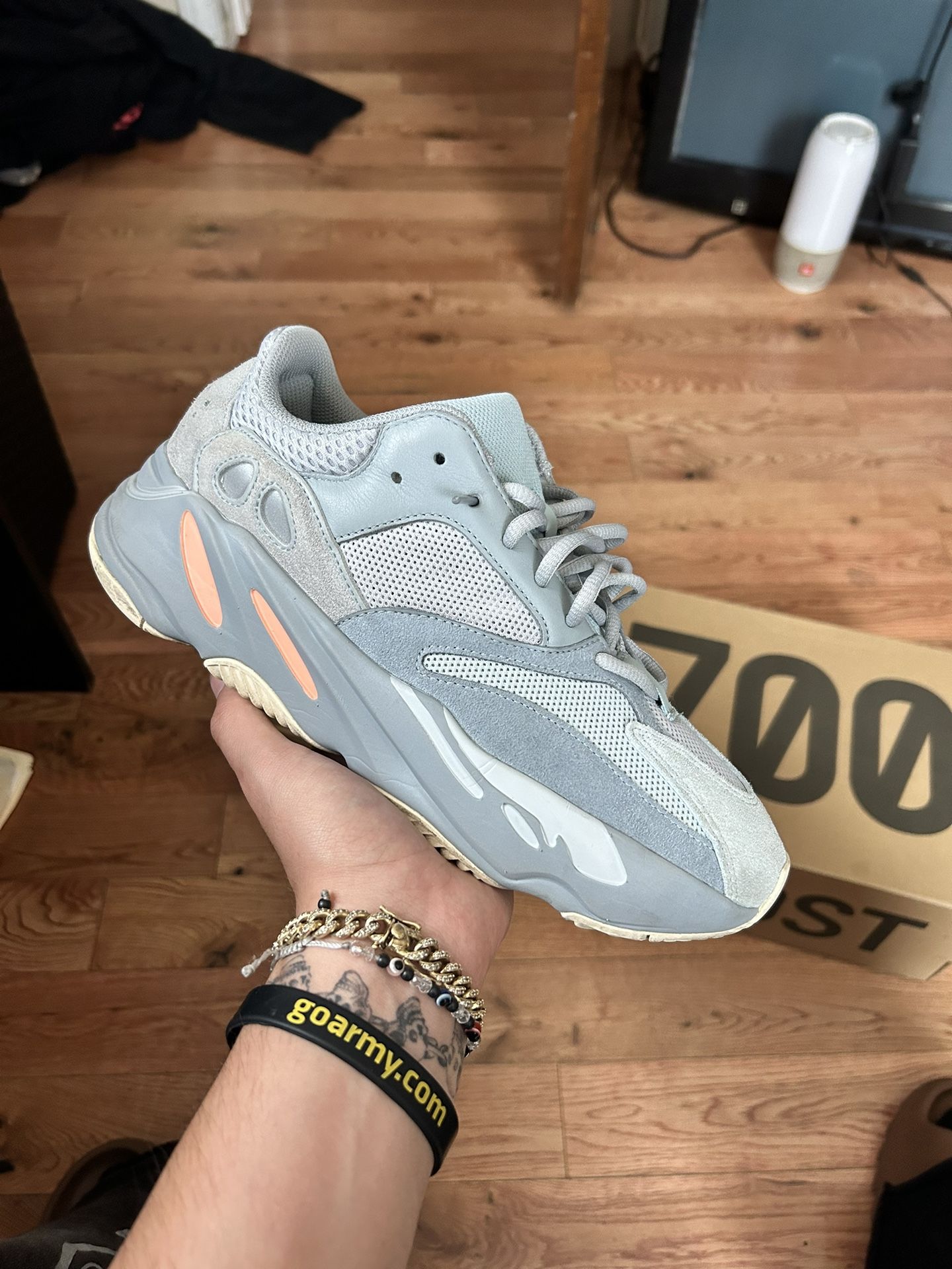 adidas gazelle silver green womens YEEZY MENS 700 GREY UK 9  Lovedkicks