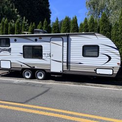 2017 Forest River Travel Trailer – Sleeps 8 – Super Clean – Includes Towing Gear!