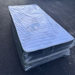 Twin mattress and box spring set (2pc - new) 