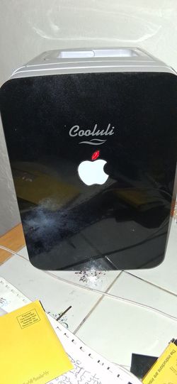 mini refrigerator  works good