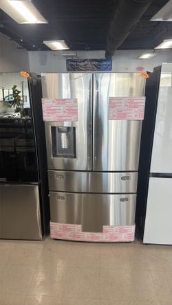 Samsung refrigerator 4-door with water and ice dispenser ‼️