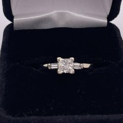 14k Diamond Ring 