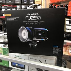 Westcott FJ250 250w Touchscreen Strobe 
