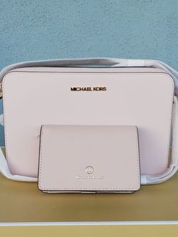 🌸 Michael Kors Large Crossbody & Wallet ✨️ 3 Colors Available