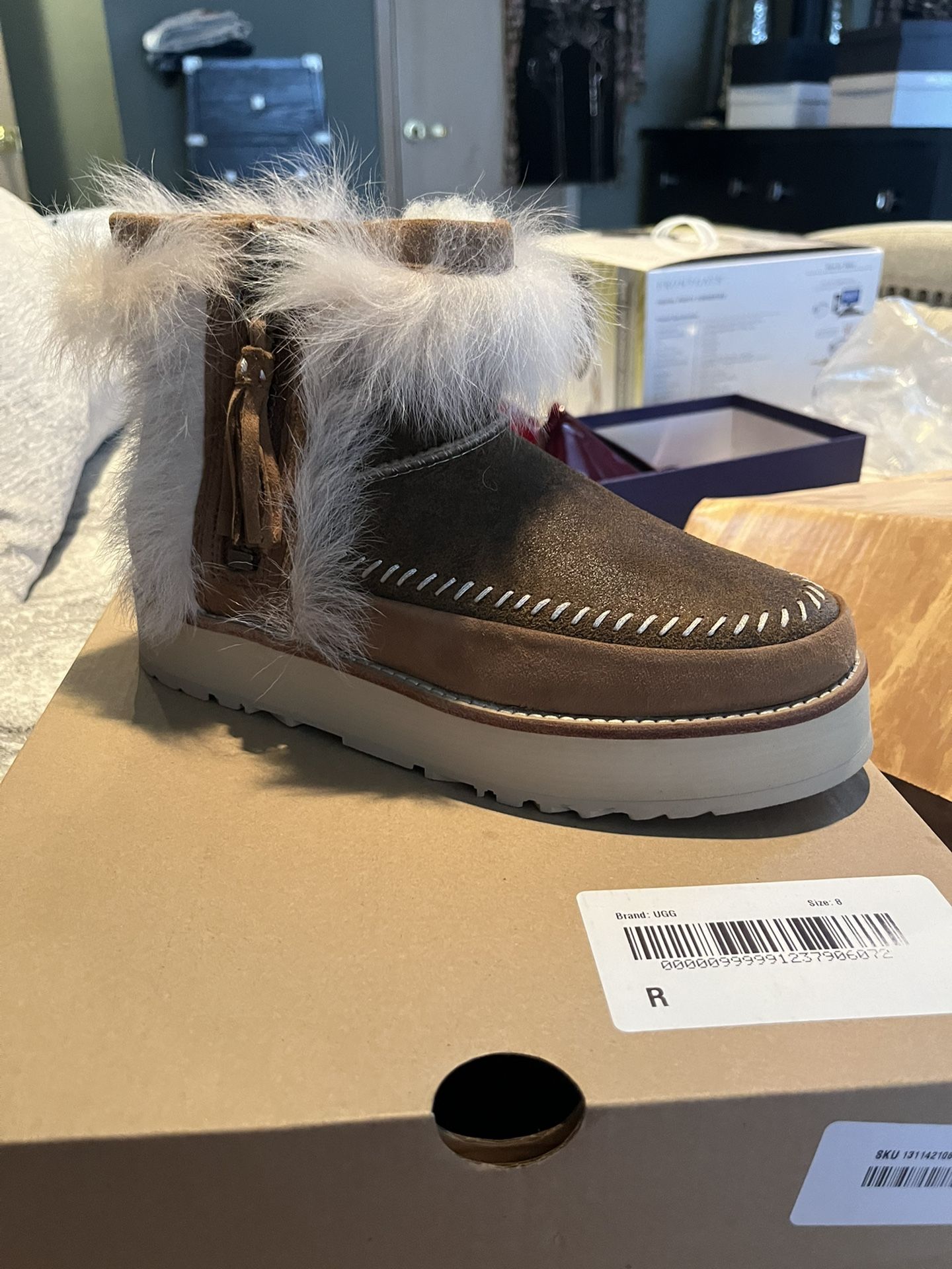Ugg fur boots size 8