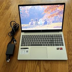 15.6 HP Laptop 15 Win11 Ryzen 3 7320U @2.4Ghz SSD 256 RAM 8Gb Microsoft Office - Product 2025 Warranty 5/2026 