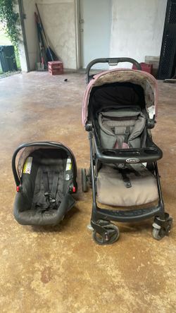 Graco car seat, 2 strollers, 2 bases!