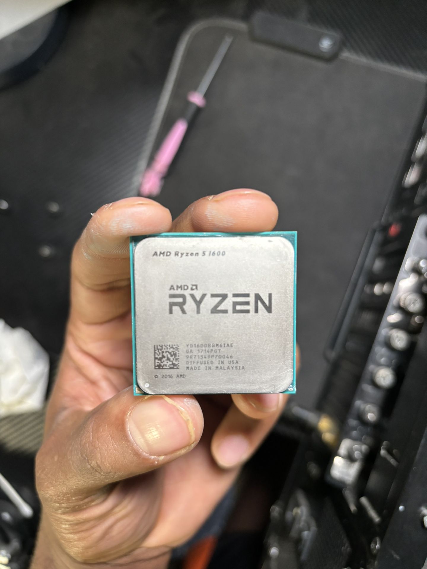 AMD Ryzen 5 1600