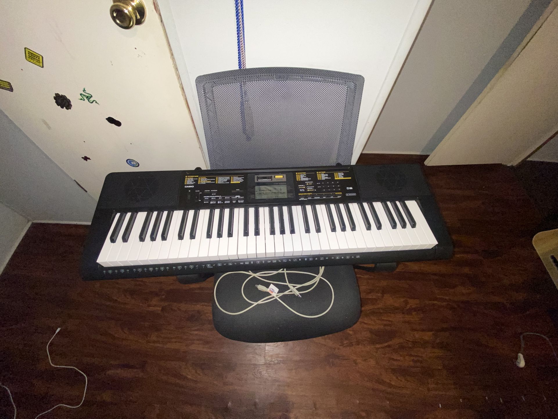 Casio CTK-2400 61 Key Portable Arranger Keyboard
