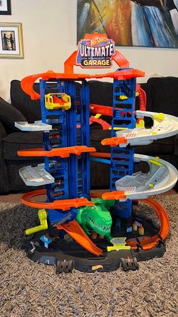 Hot wheels garage