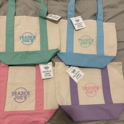 Trader Joe’s Mini Pastel Bags Set Of 4