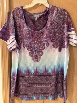 Womens Essentials short sleeve top with rhinestones size 1X