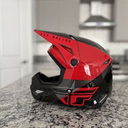 FLY helmet - youth M 
