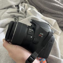 Canon Rebel T7